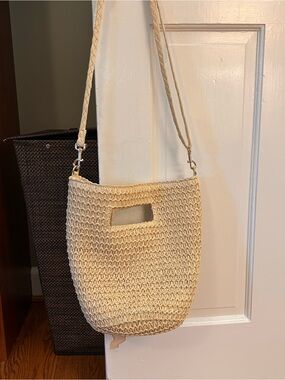 Woven Straw Crossbody Bag - Cream